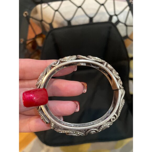 This is a Brighton Anahita silver-plated scrolled hinged bangle bracelet with Sw - Picture 3 of 8